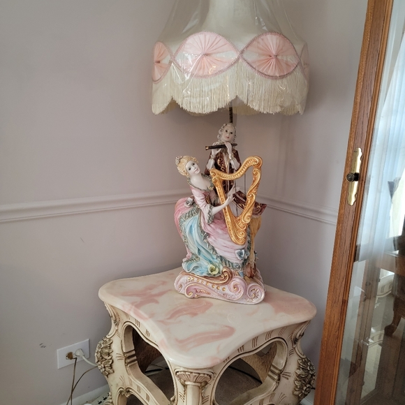 French Rossi Furniture 11 pc set - Picture 2 of 5